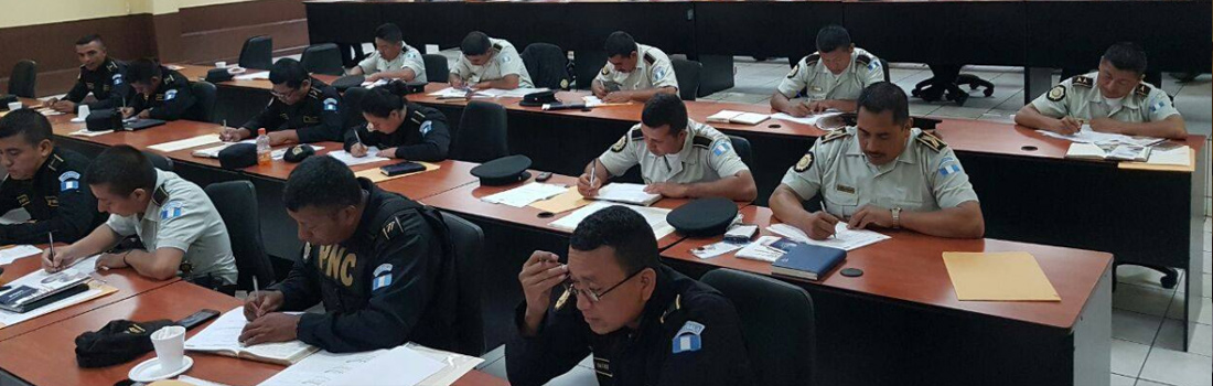 POLICÍAS NACIONALES SON CAPACITADOS POR LA UNIDAD OPERATIVA DEL SISTEMA DE ALERTA ALBA-KENETH-1