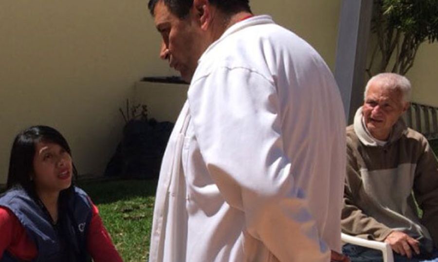 ADULTO-MAYOR-ES-RESCATADO-POR-PERSONAL-DE-PGN-1