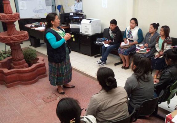 PGN-CAPACITA-A-UNIVERSITARIOS-EN-SOLOLÁ-2
