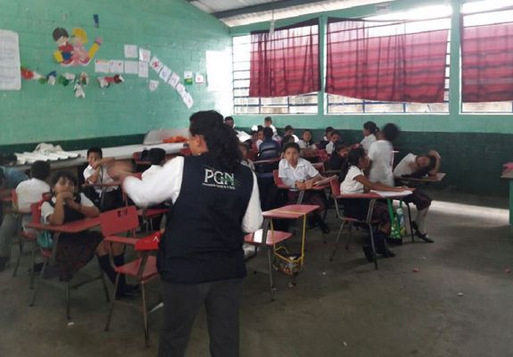 PGN-PARTICIPA-EN-CONMEMORACIÓN-DEL-DÍA-INTERNACIONAL-DE-LA-FAMILIA-EN-PURULHÁ-BAJA-VERAPAZ-2