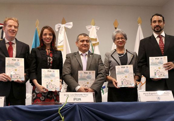 PRESENTAN-MODELO-DE-CUIDADOS-ALTERNATIVOS-PARA-NIÑEZ-Y-ADOLESCENCIA-2