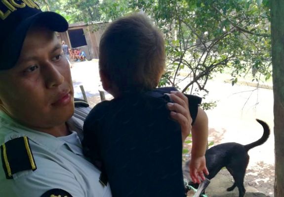 TRES HERMANOS QUE SUFRÍAN VULNERACIÓN DE DERECHOS SON RESCATADOS EN VILLA CANALES-2