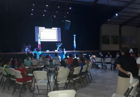 INAUGURAN-ESCUELA-PARA-PADRES-EN-AYUTLA-SAN-MARCOS-2