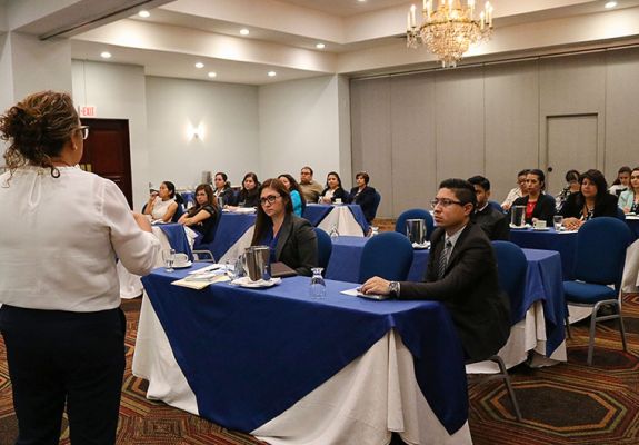 RECURSO-HUMANO-DE-PGN-SE-CAPACITA-EN-TEMA-DE-TRATA-DE-PERSONAS-2