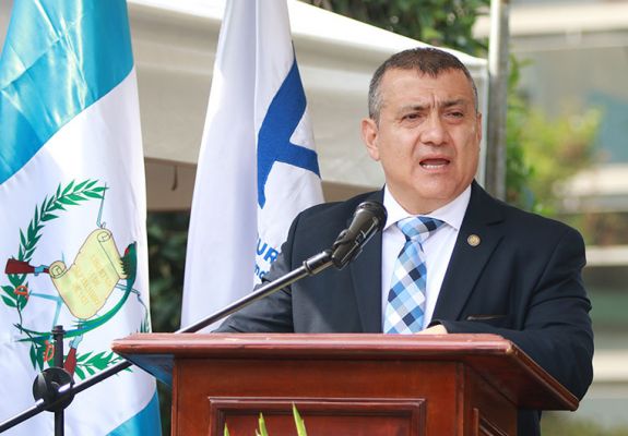 DOS-DÉCADAS-Y-UN-LUSTRO-DE-TRABAJO-ARDUO-2