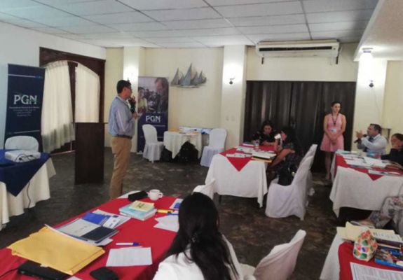 CAPACITAN-A-DELEGADOS-REGIONALES-EN-IZABAL-2